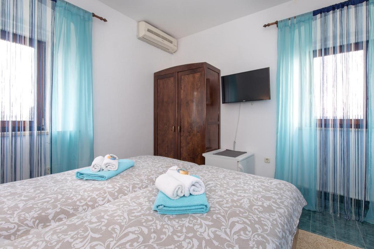 Pape Punat Apartmani I Sobe Exterior photo