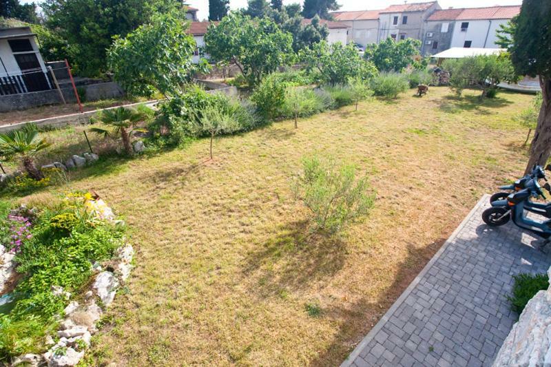 Pape Punat Apartmani I Sobe Exterior photo